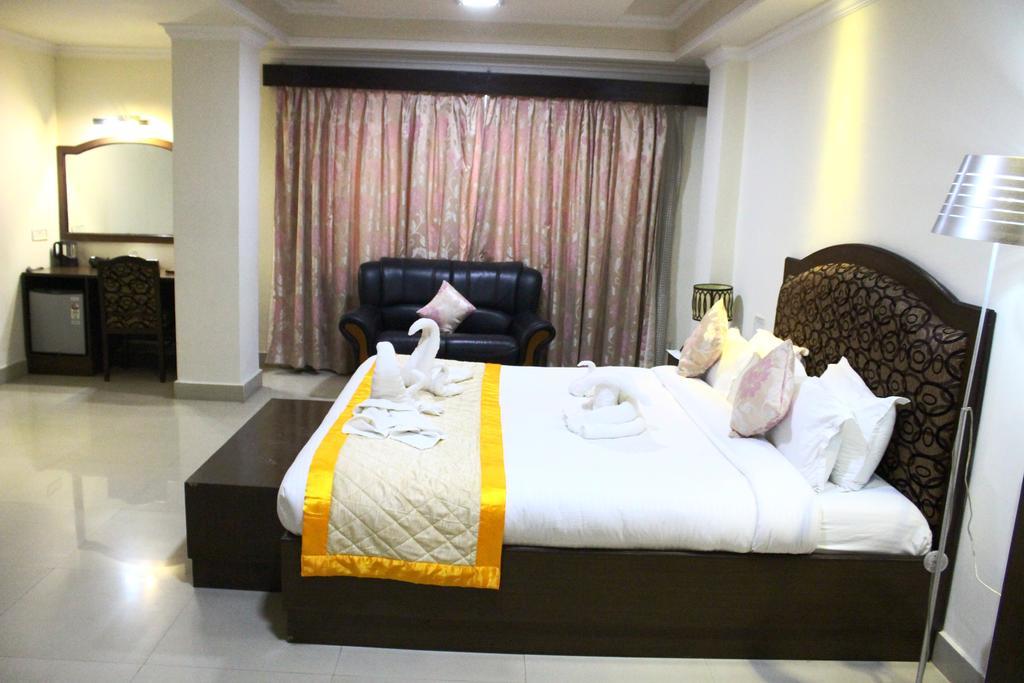 Bodhgaya Regency Hotel Exterior foto