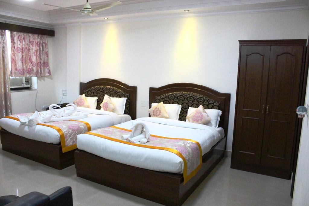 Bodhgaya Regency Hotel Exterior foto